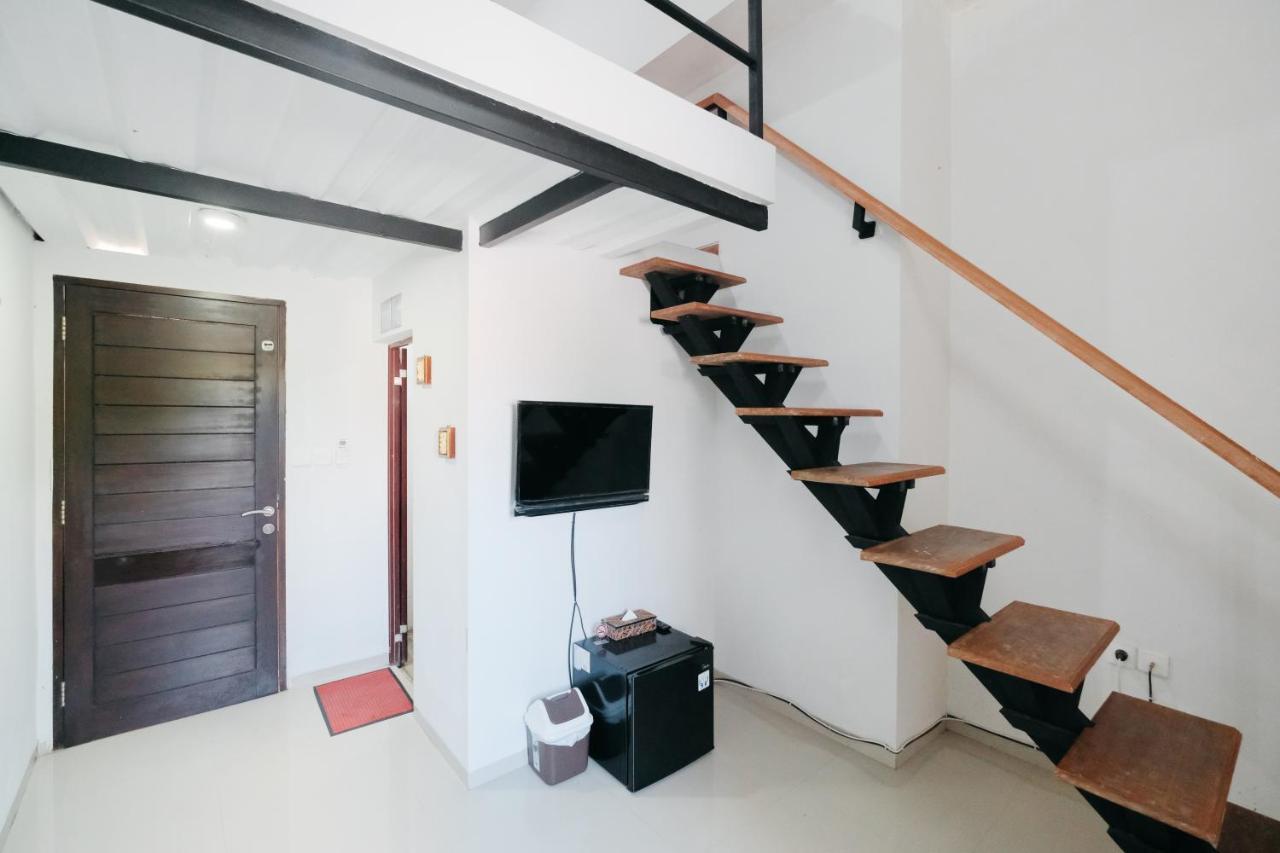 D'Tamblingan Guest House At Taman Griya Jimbaran Redpartner - Minimum Stay 30 Nights Екстериор снимка