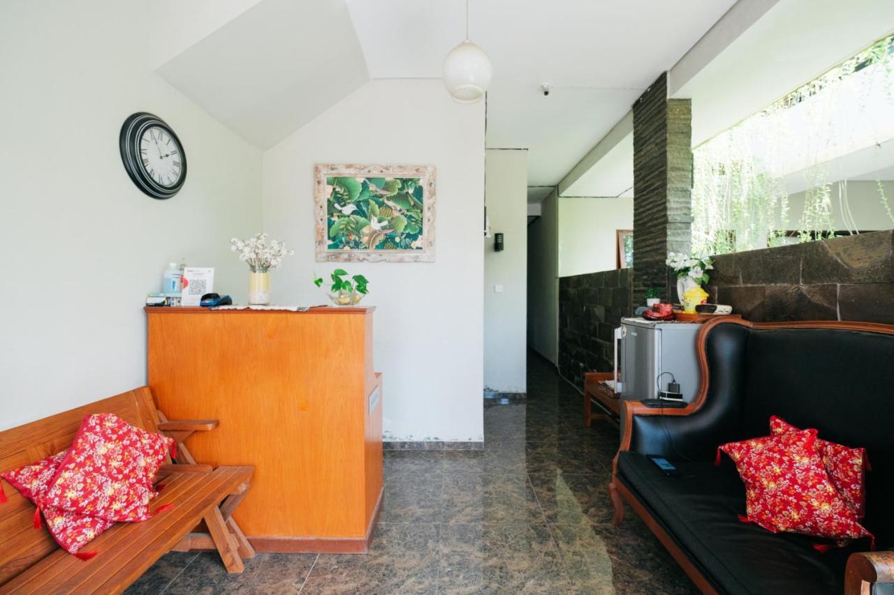 D'Tamblingan Guest House At Taman Griya Jimbaran Redpartner - Minimum Stay 30 Nights Екстериор снимка