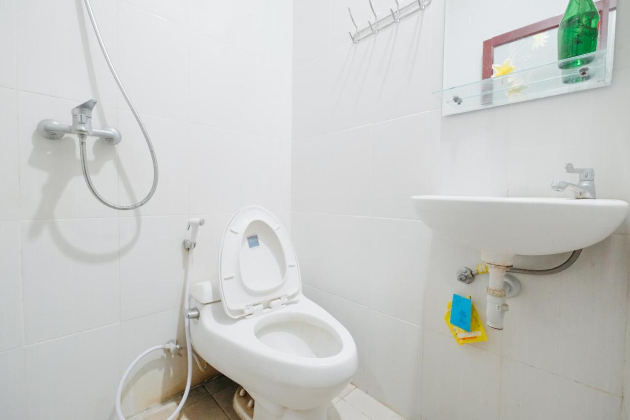 D'Tamblingan Guest House At Taman Griya Jimbaran Redpartner - Minimum Stay 30 Nights Екстериор снимка